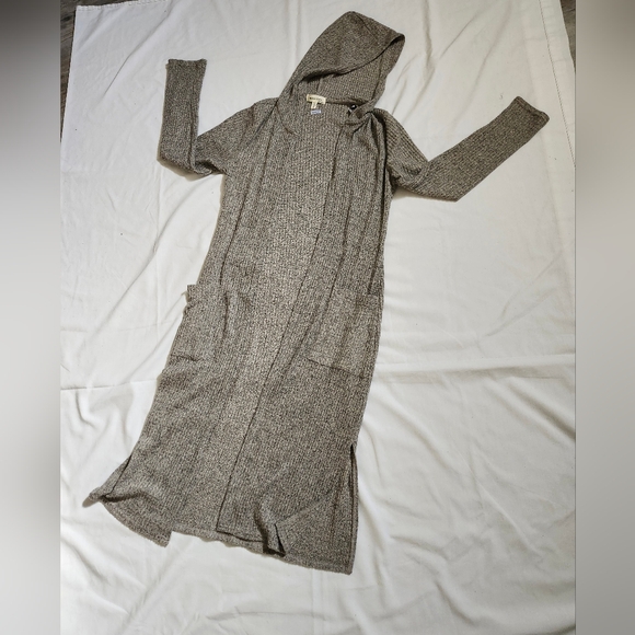 Monteau long sweater/jacket sz S - Picture 4 of 8